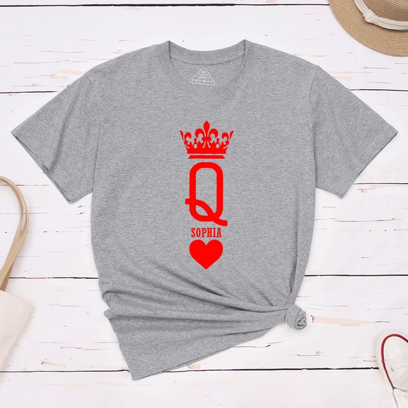 Personalized Minimalist Couple King and Queen with Crown Matching T-Shirt with Name Valentine's Day T-Shirt for Husband Wife Boyfriend Girlfriend Gift