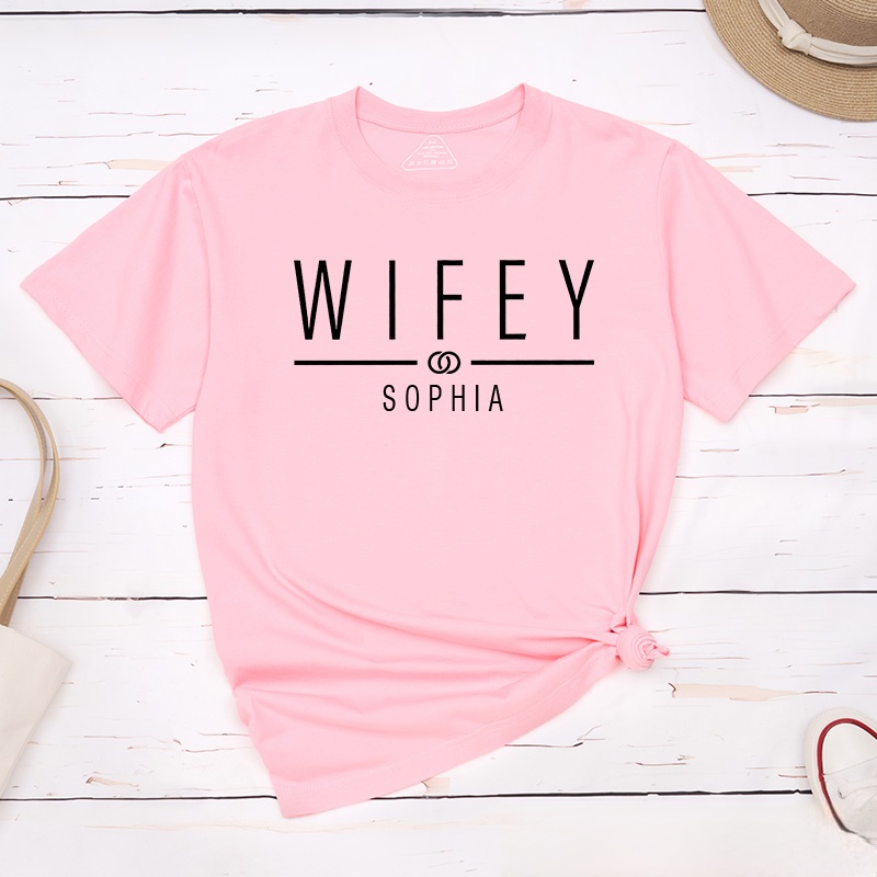 Personalized Couple Hubby and Wifey Matching T-Shirt with Name Valentine's Day T-Shirt for Husband Wife Boyfriend Girlfriend Gift