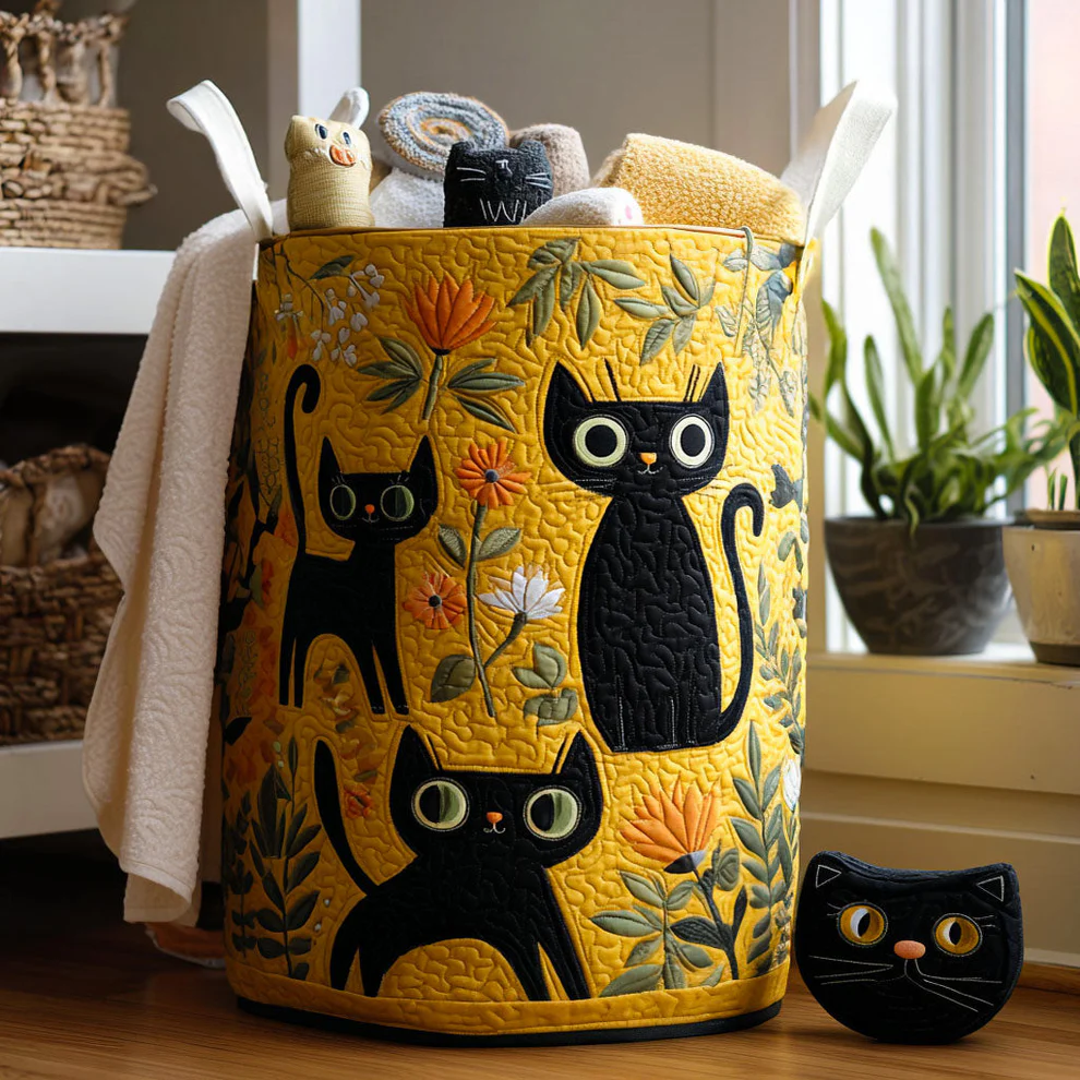 Mosaic|Cozy Cat Carnival Quilted Laundry Basket