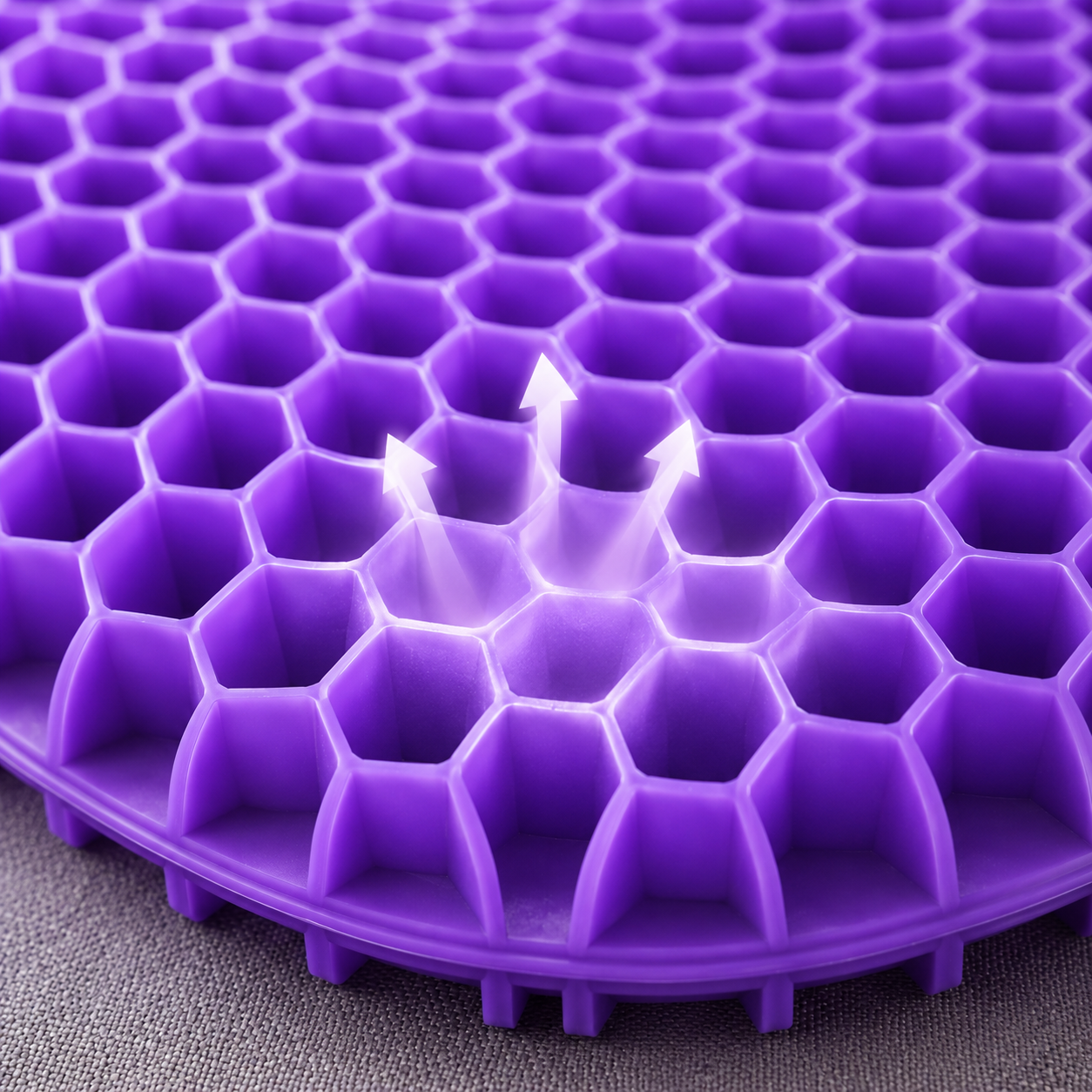 Image to replace: cooling airflow graphic through the honeycomb silicone gel seat cushion