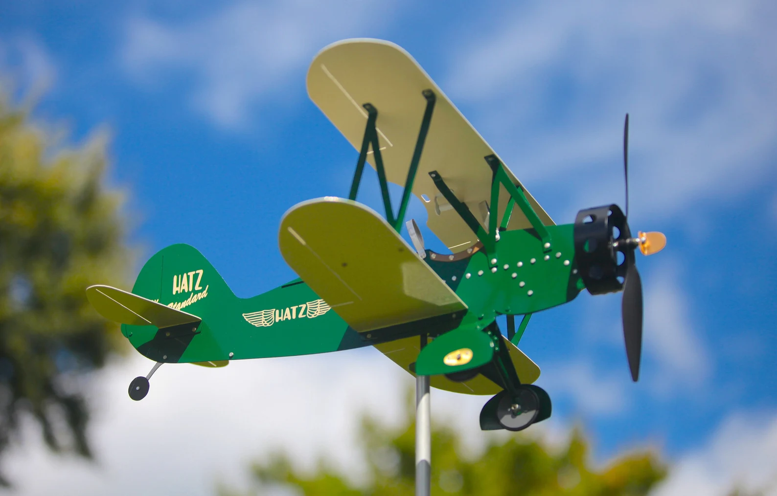 Agricultural Airplane Wind Spinner — Outdoor Farm-Inspired Decor That Moves With the Wind