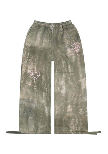 LOVESTRUCK RHINESTONE OVERSIZED SWEATPANTS CAMO