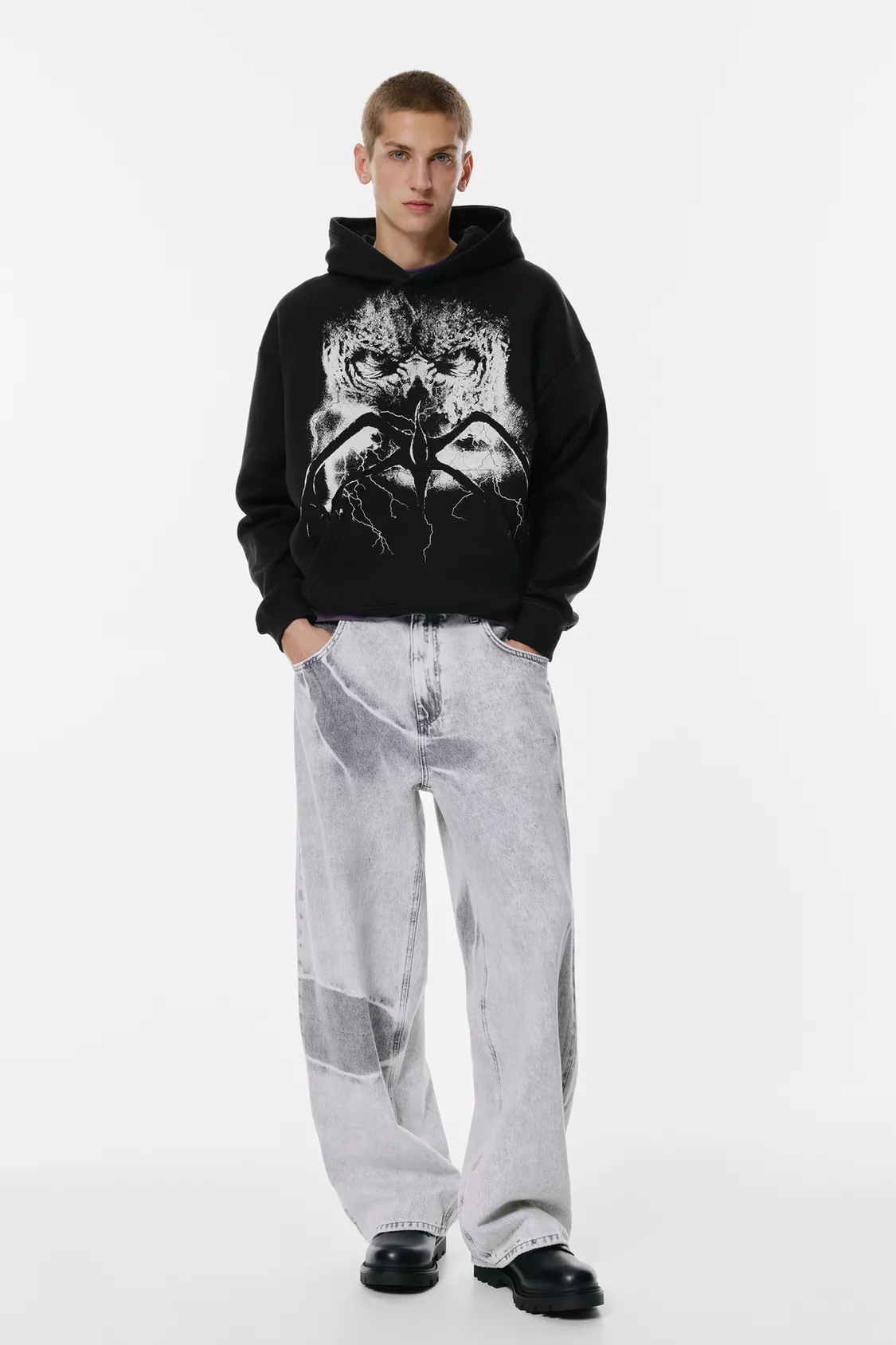 Black Stranger Things hoodie