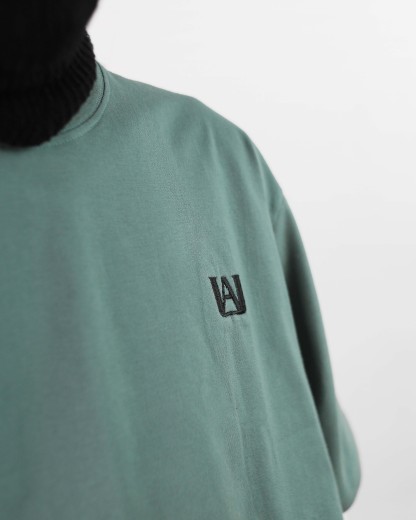 DEKU OVERSIZE T-SHIRT