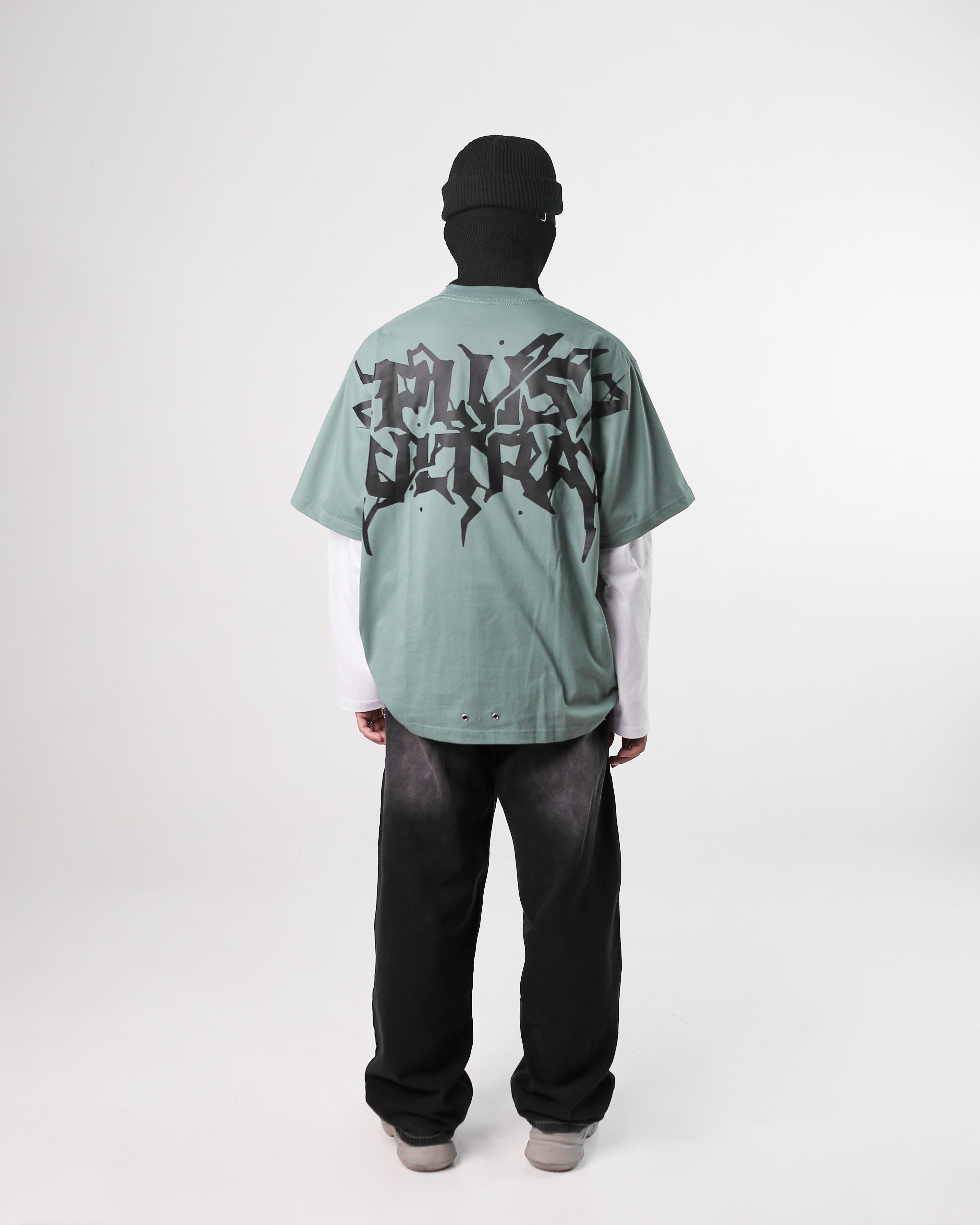 DEKU OVERSIZE T-SHIRT