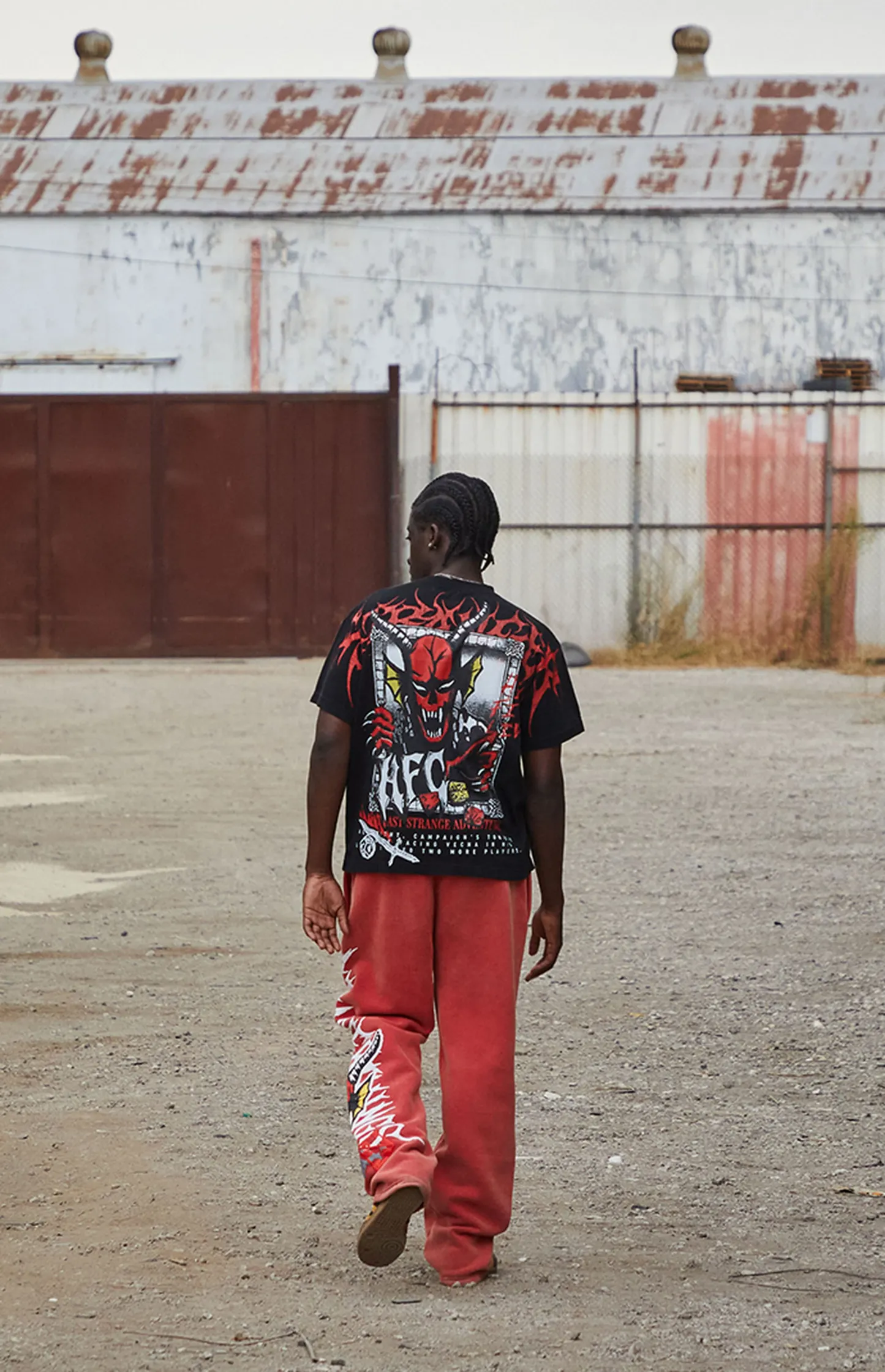 Stranger Things Hellfire Lives Oversized T-Shir