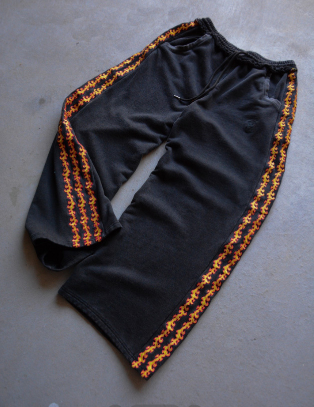 SUN BREATHING SWEATSUITS