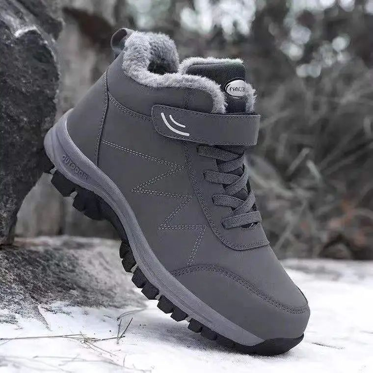Winter Snow Boots – Warm, plush-lined, thick-soled ankle boots with non-slip soles