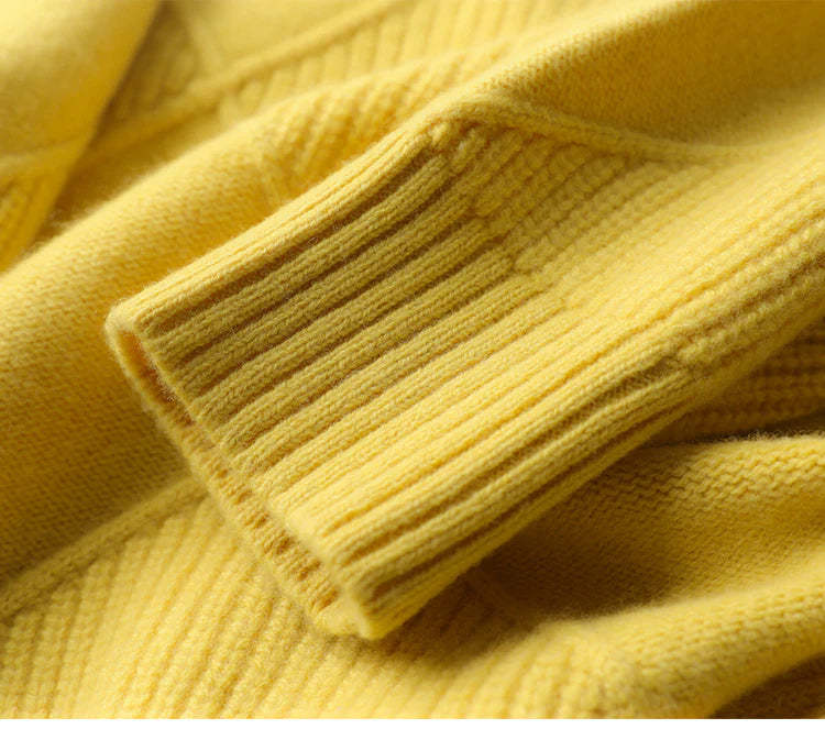 Women’s Cashmere Turtleneck Sweater – Elegance Meets Comfort