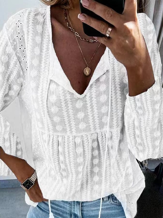 Women's Cotton Embroidery Solid Color V-Neck Loose Tie Lantern Sleeve 3/4 Sleeve Shirt
