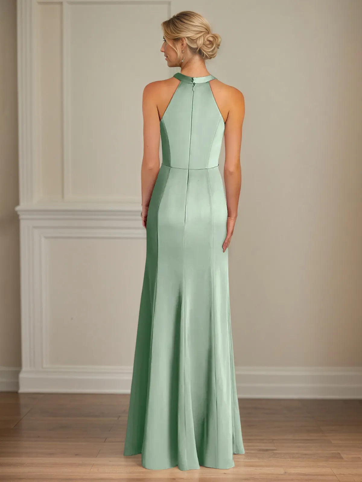Trumpet/Mermaid Halter Neck Sleeveless Floor-Length Satin Dress With Pleated