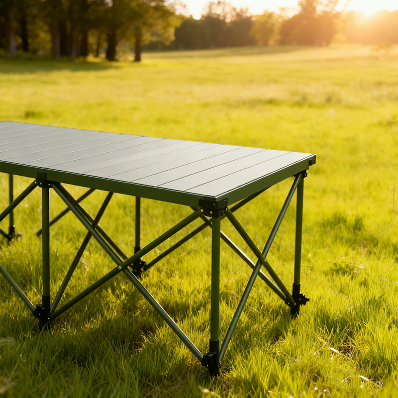 Kerti összecsukható asztal 