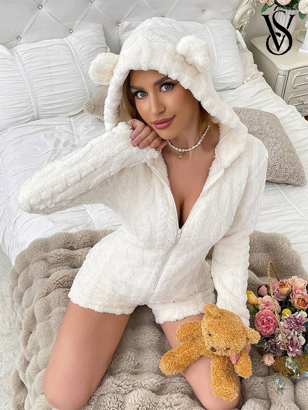 🔥Hot Sale 49% OFF - 🧸Victoria's Secretlogo-Women's Cute Teddy Bear Embroidered Hooded Fleece Sweatshirt