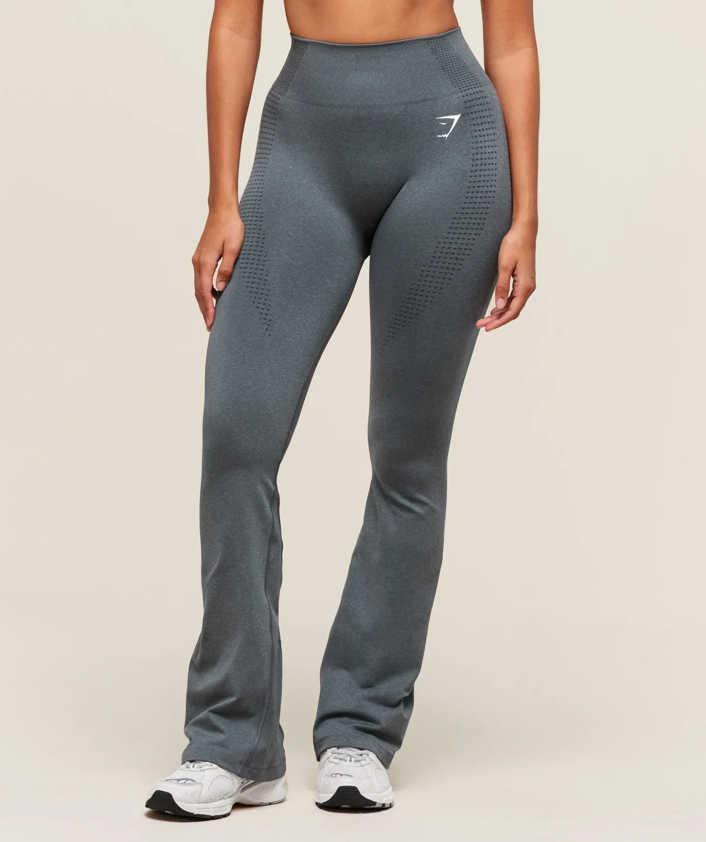 Vital Soft Flared Leggings