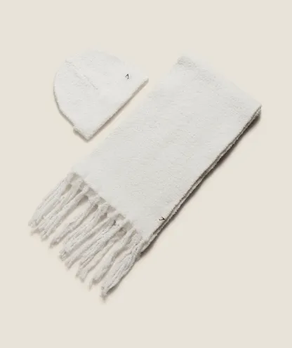 Knitted Scarf/Beanie Gift Set