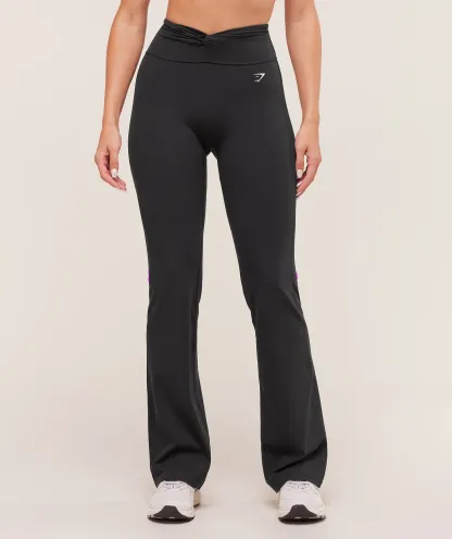 Twist Front Straight Leg Legging