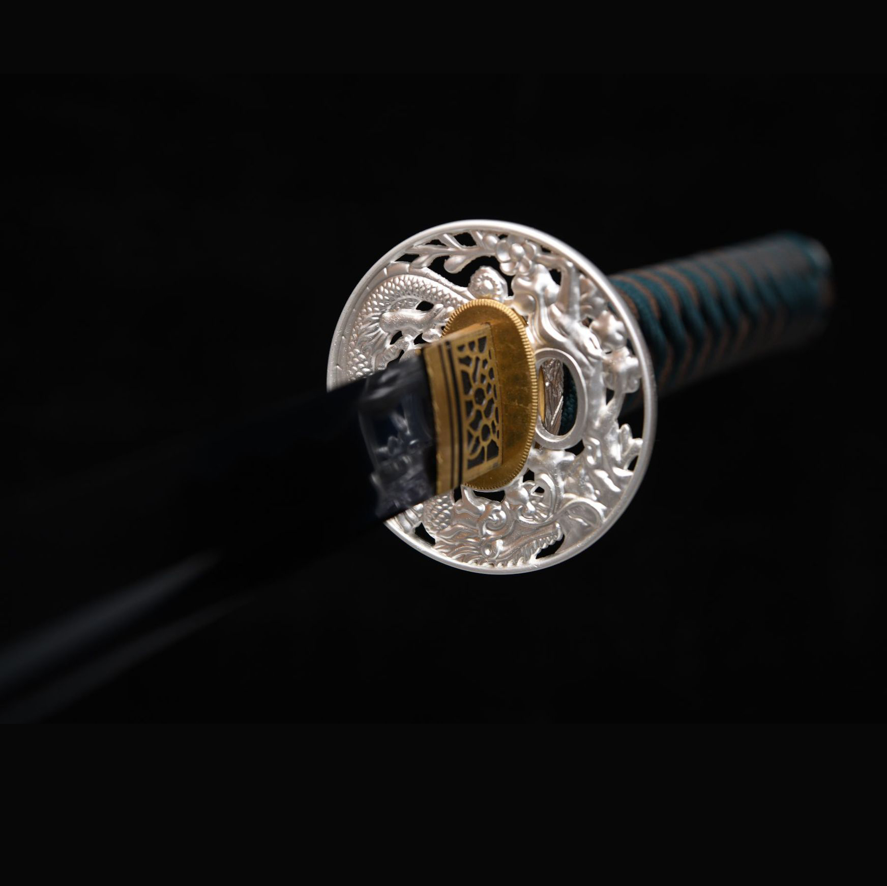 Gilded Resolve – Metal Element Katana Sword-KAGEFORGE5