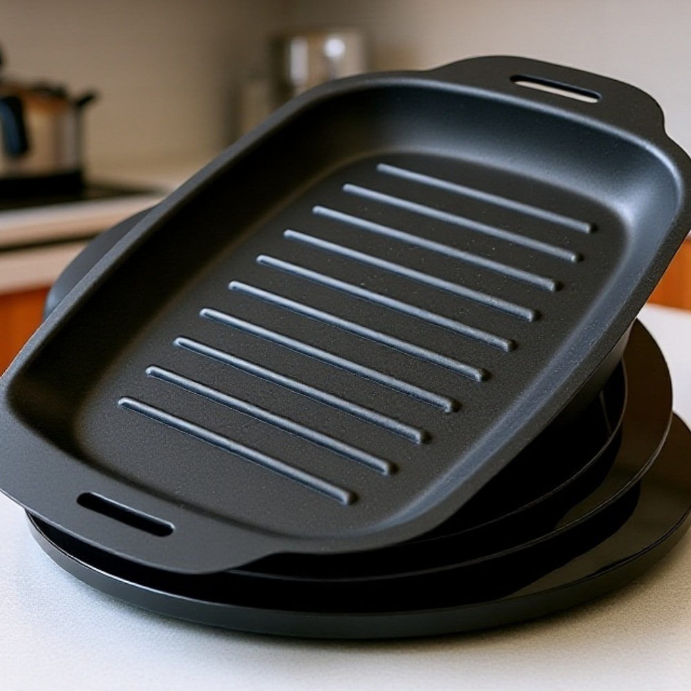 Easy clean non-stick rectangular baking tray