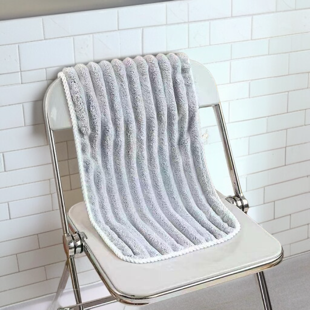 Skin-friendly face towel made of coral fleece