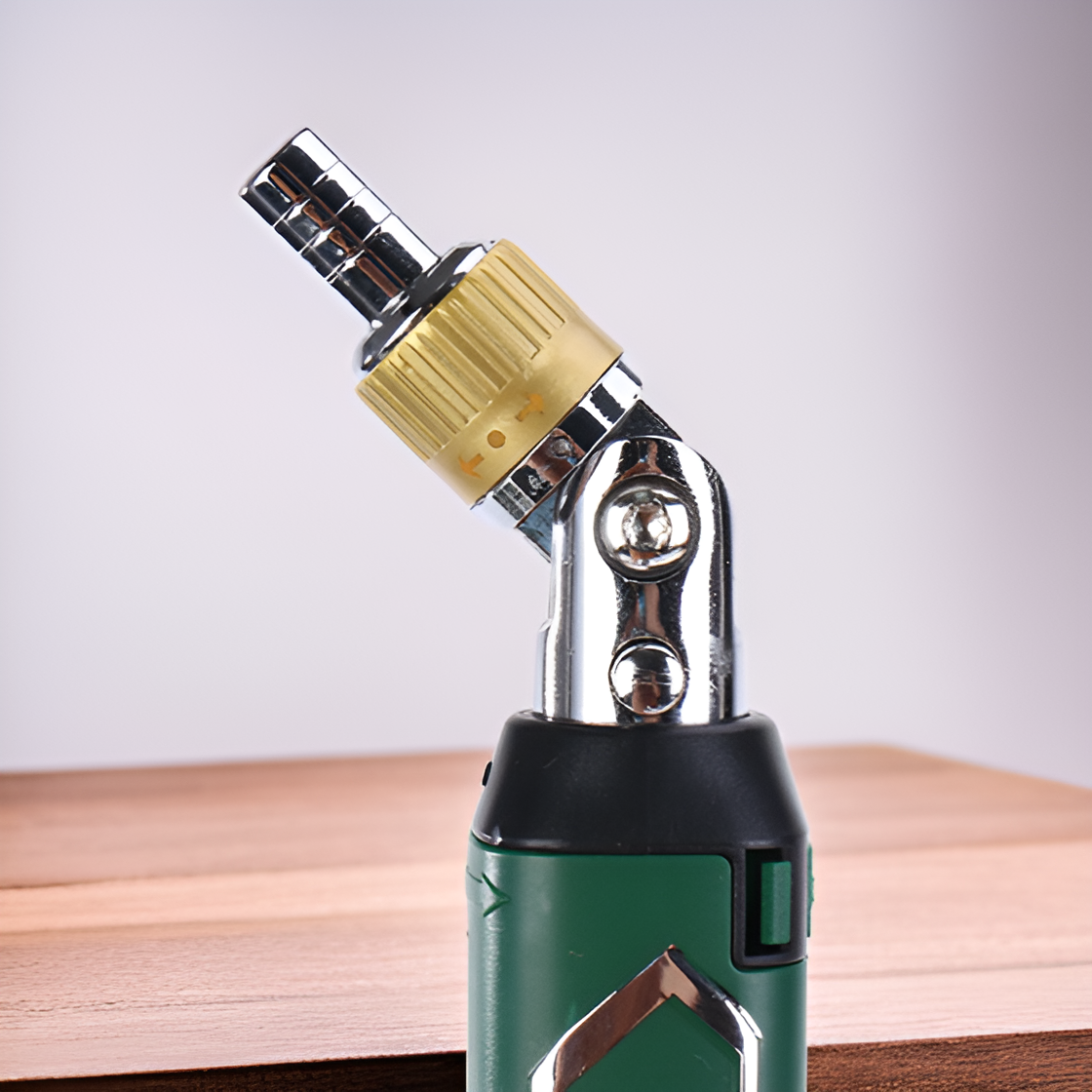 Durable and versatile screwdriver for professionals