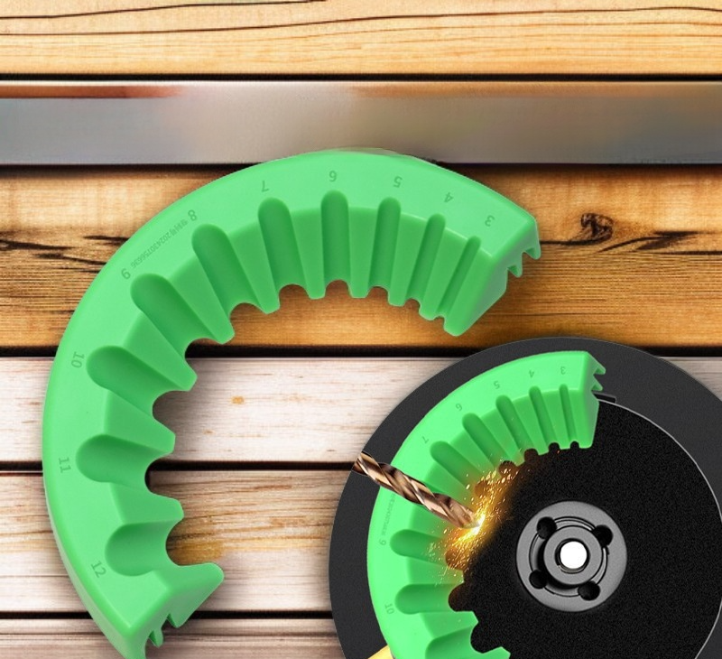Heavy-duty drill bit holder for professional use