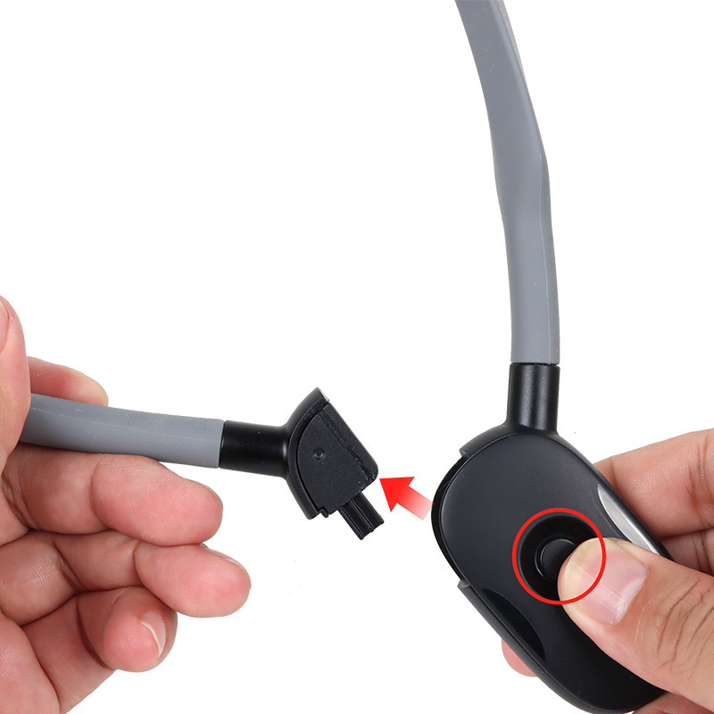 Nyakba akasztható mobiltelefon tartó