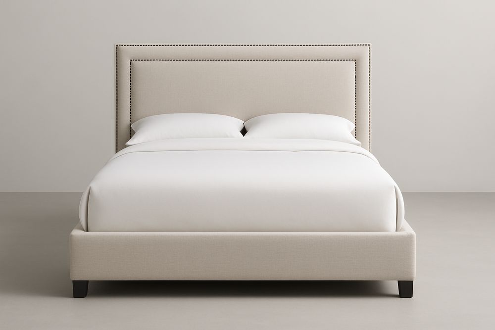 Lit double en tissu beige avec structure en bois massif ( Matelas, oreillers et couette non inclus )-Albahaven