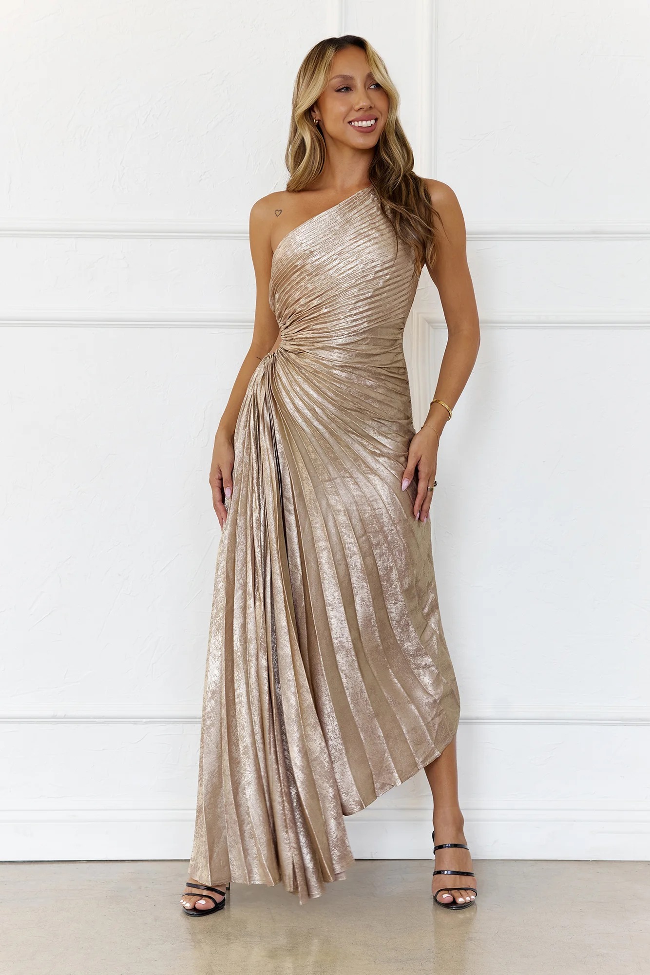 Evening Aura One Shoulder Maxi Dress Champagne（Buy 2 Free Shipping)