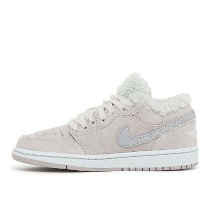 AIR JORDAN 1 LOW 'SHERPA FLEECE' (W)