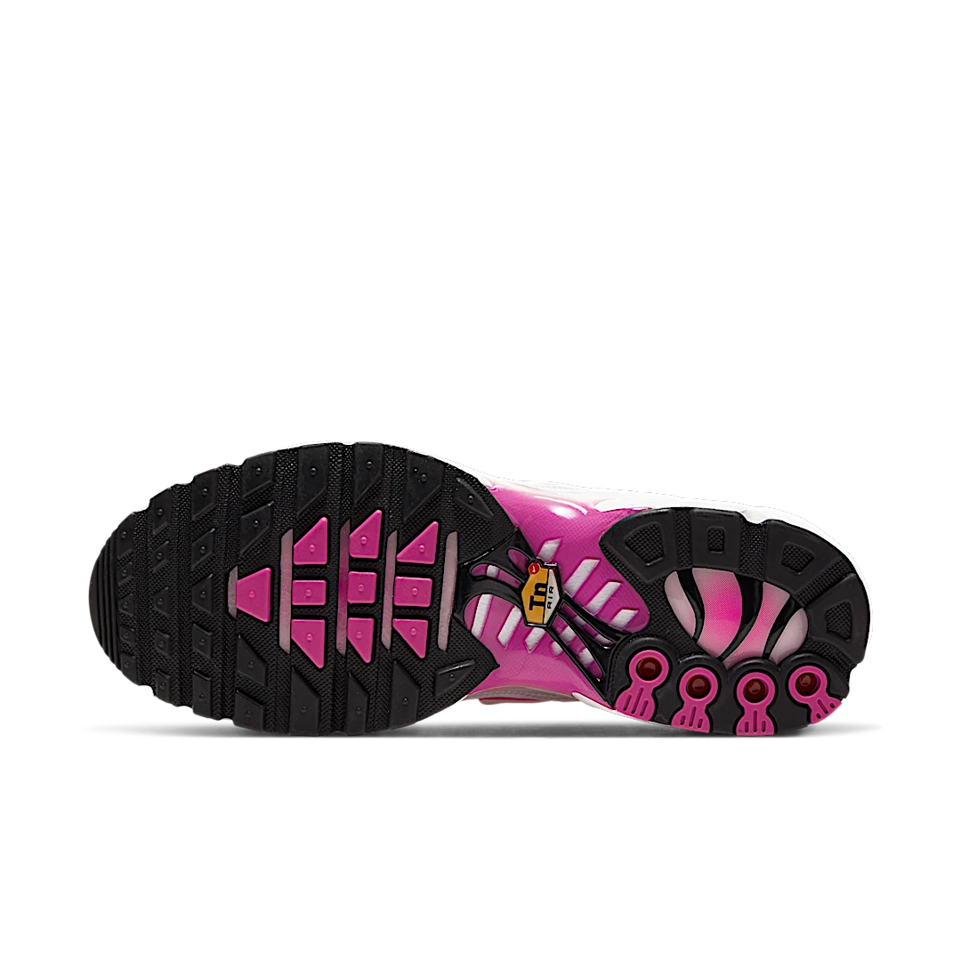 niqdfke Air Max Plus Pink Fade