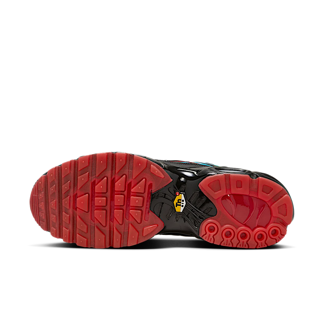niqdfke Air Max Plus Shark Attack