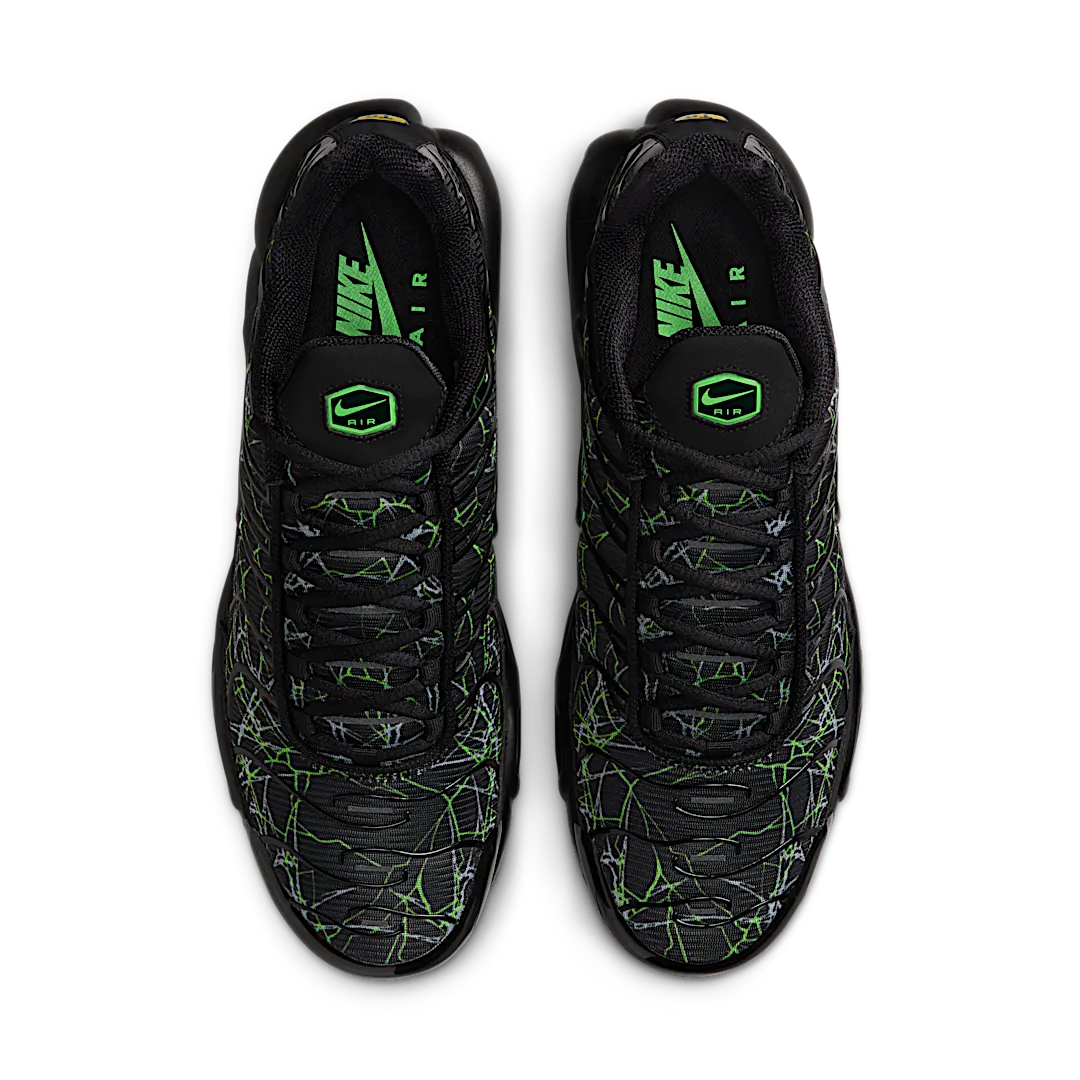 niqdfke Air Max Plus Shattered Glass