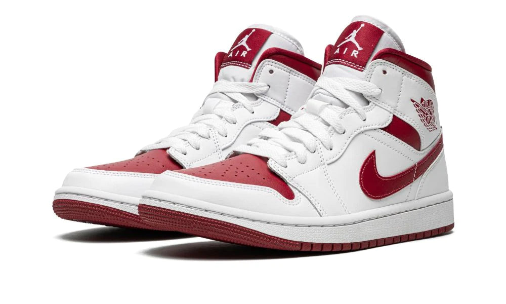 Air Jordan 1 Mid 'Reverse Chicago'