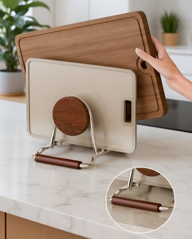 Stojak na deski kuchenne – łatwy dostęp do desek