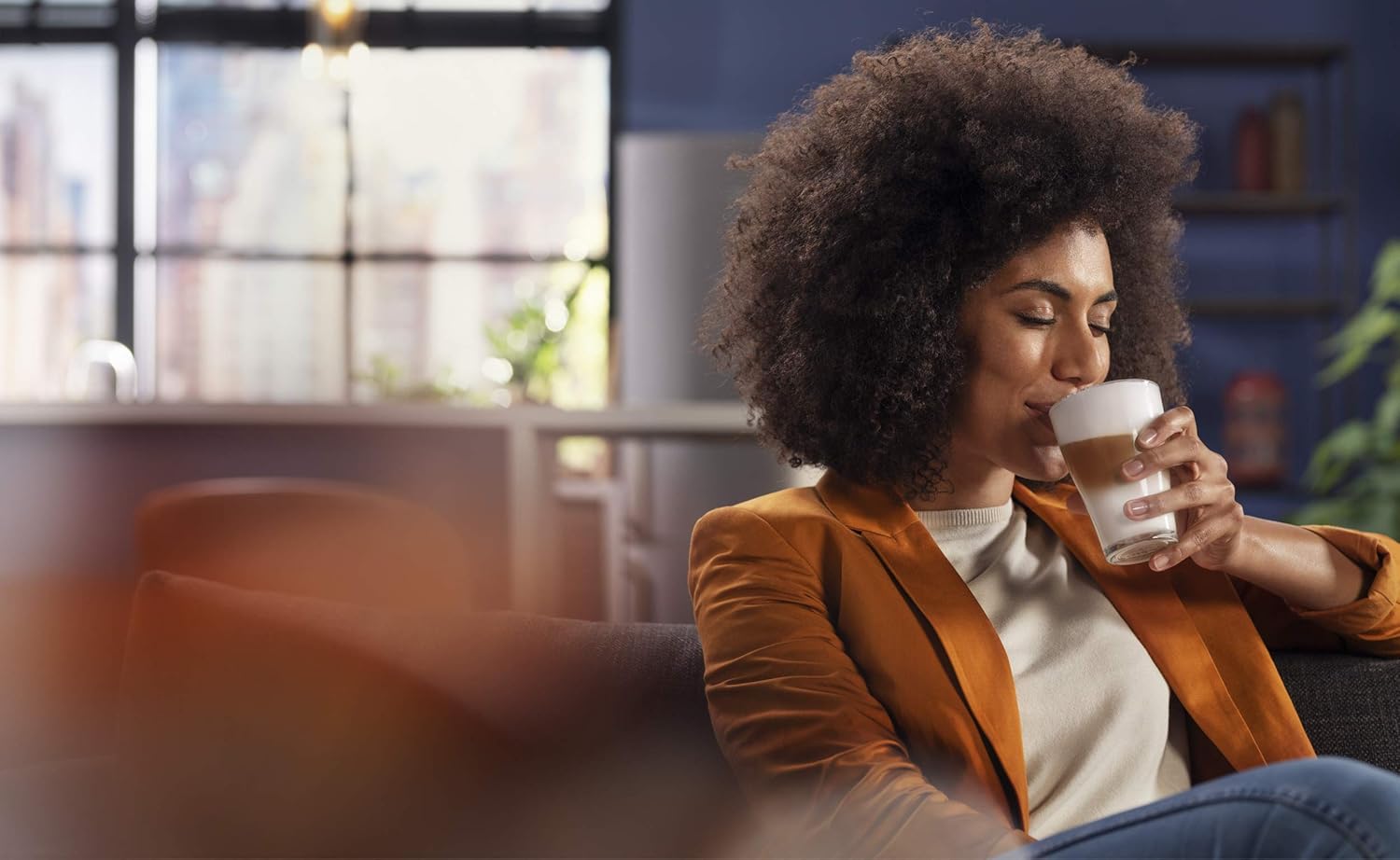 PHILIPS 5400 Fully Automatic Espresso Machine with LatteGo