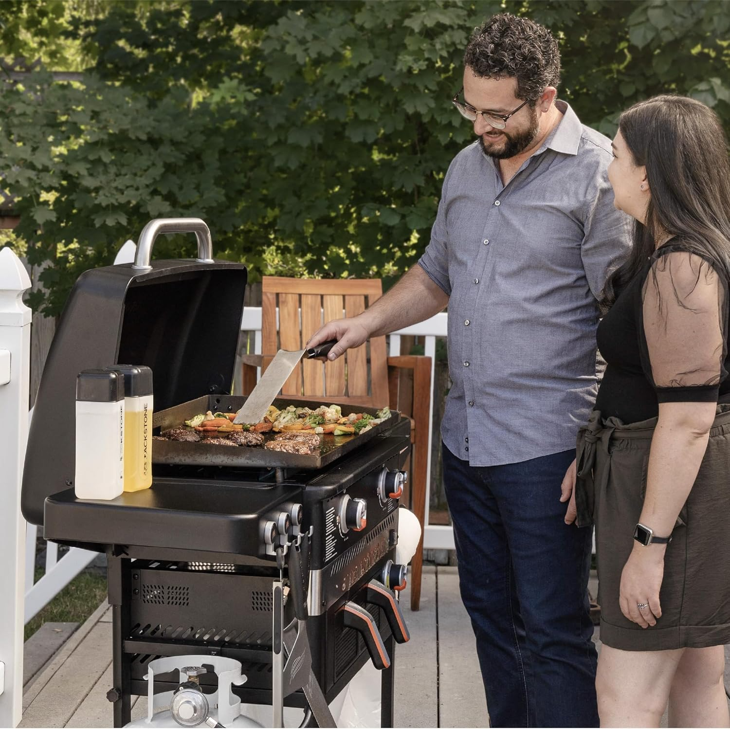 🔥 Limited-Time Deal – Save Up To 80% !Blackstone Flat Top Gas Grill Griddle 2 Burner Propane Fuelled Rear Grease Management System, 1517, Outdoor Griddle Station for Camping, 28 inch