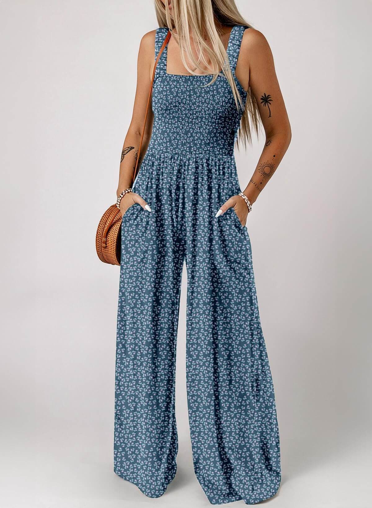 ⚡️Factory wholesale promotion 80% OFF⚡️Women's Sleeveless Jumpsuit with Pockets and adjustable straps/🎯Made in USA