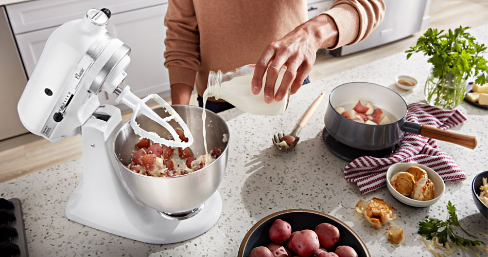 🔥 Limited-Time Deal – Save Up To 80% !Artisan Series 5 Quart Tilt Head Stand Mixer with Pouring Shield KSM150PS