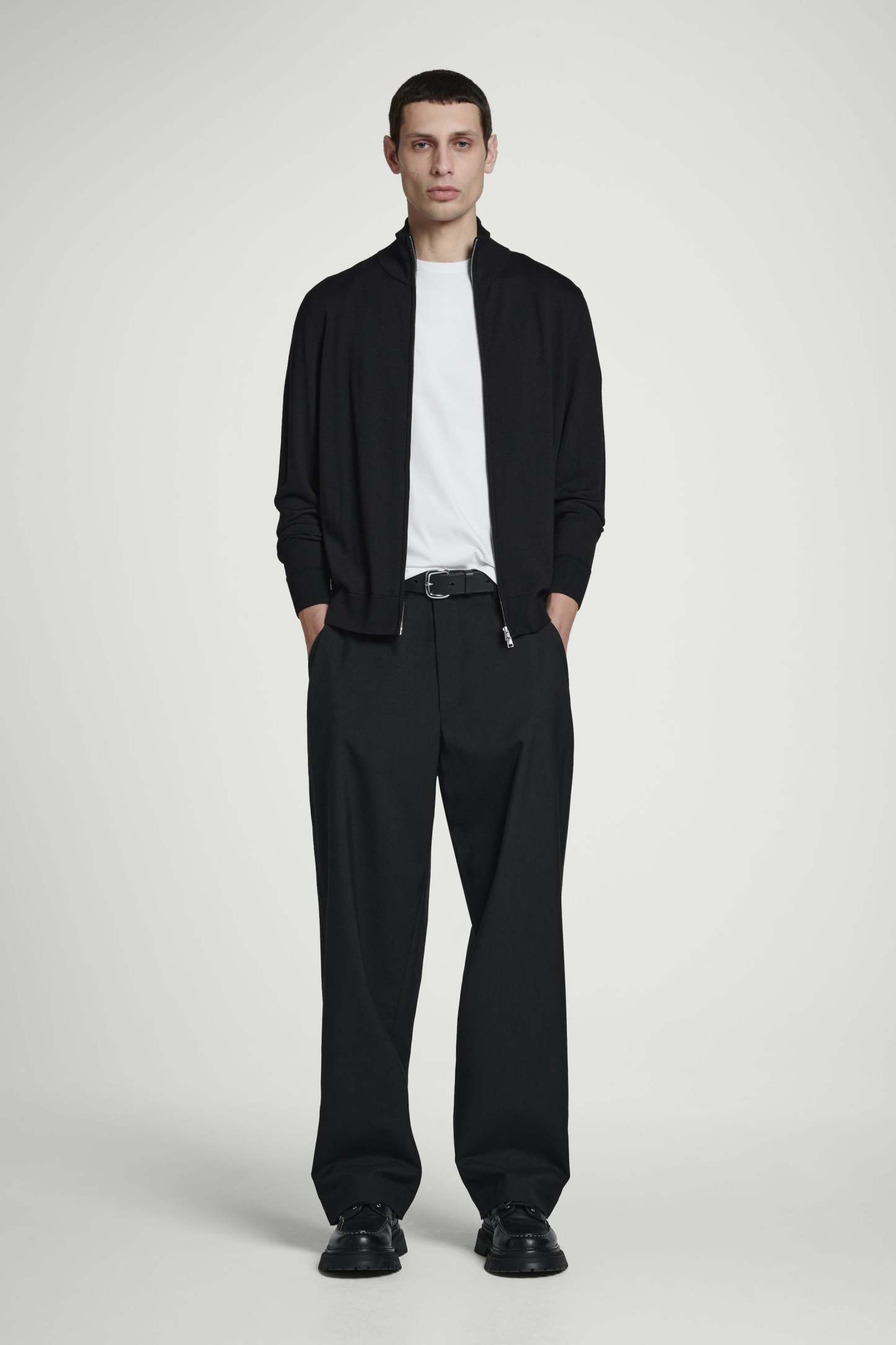 REGULAR COTTON T-SHIRT