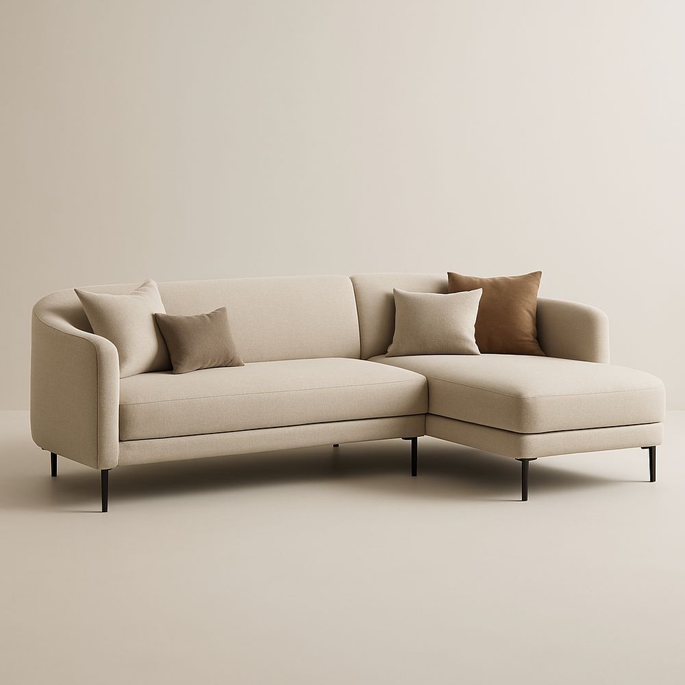 Divano angolare in tessuto beige con cuscini inclusi