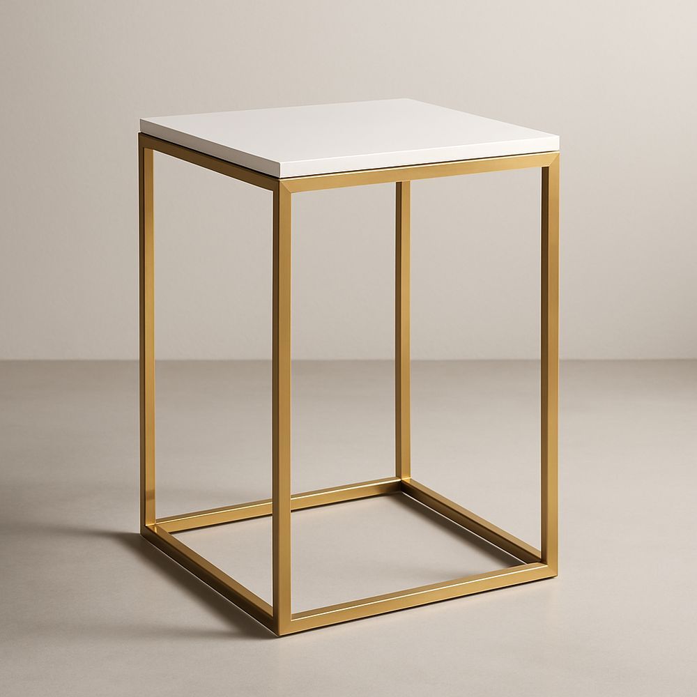 Tavolino quadrato bianco con dettagli in metallo dorato, 40x40x60 cm