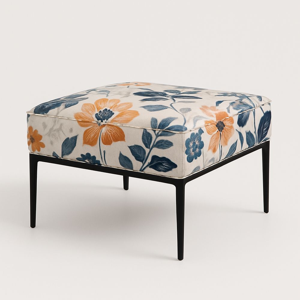 Poggiapiedi quadrato in tessuto floreale multicolore con gambe in metallo