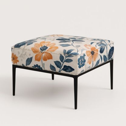 Poggiapiedi quadrato in tessuto floreale multicolore con gambe in metallo