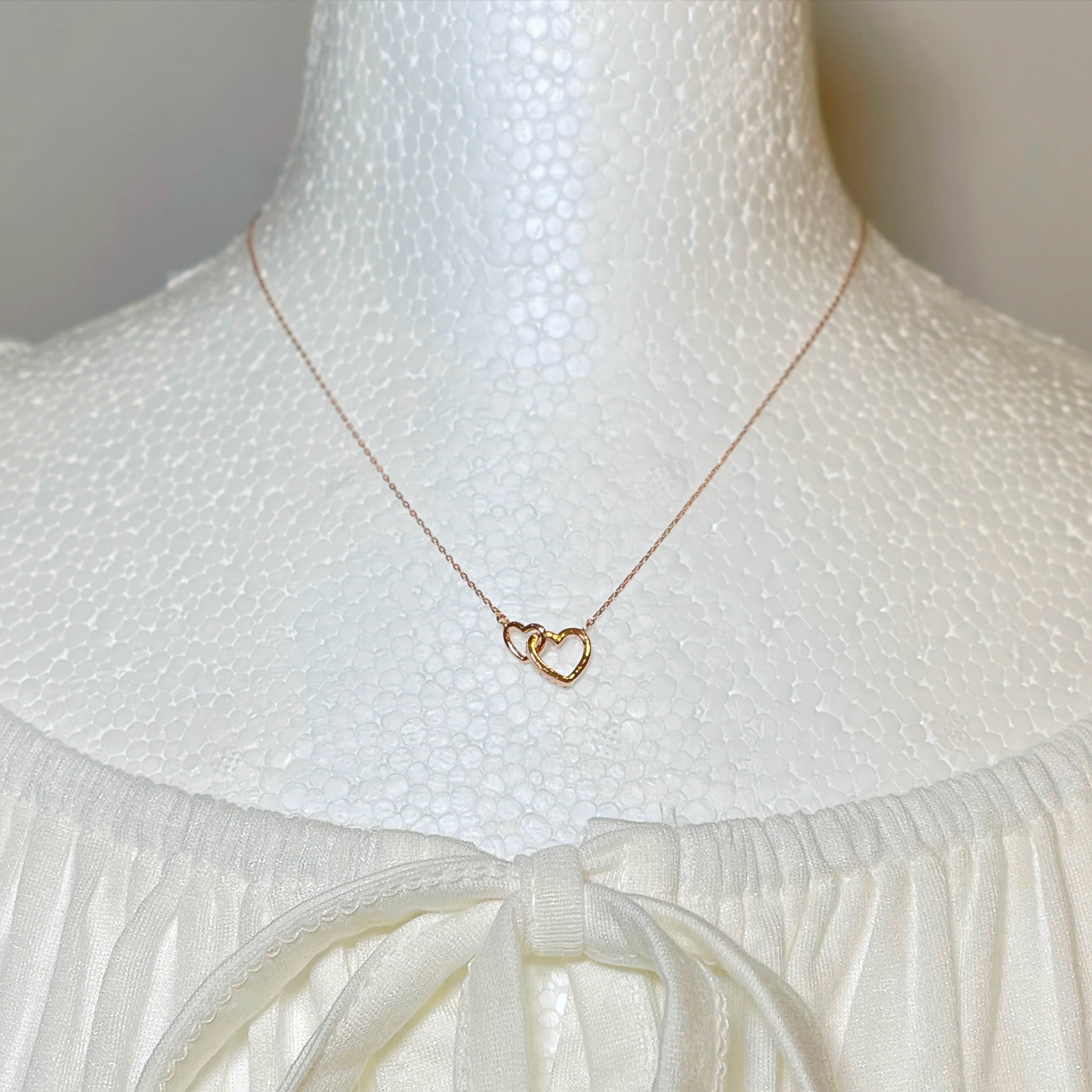 A202 Intertwined Hearts Necklace