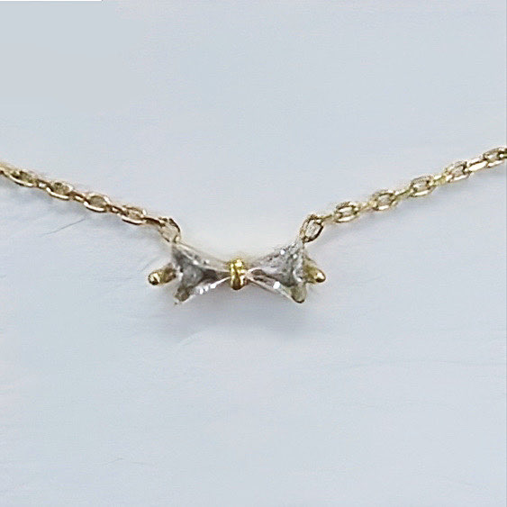 A203 Tie The Charm Necklace