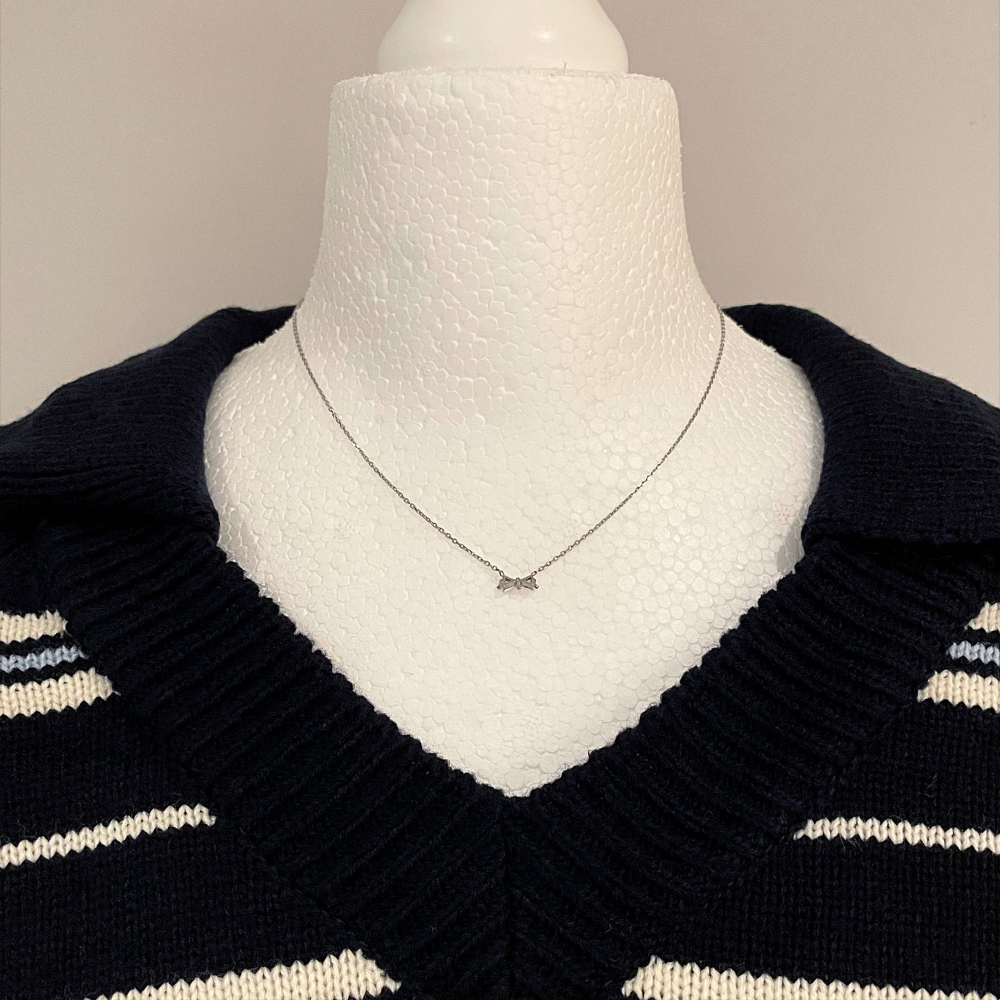 A203 Tie The Charm Necklace