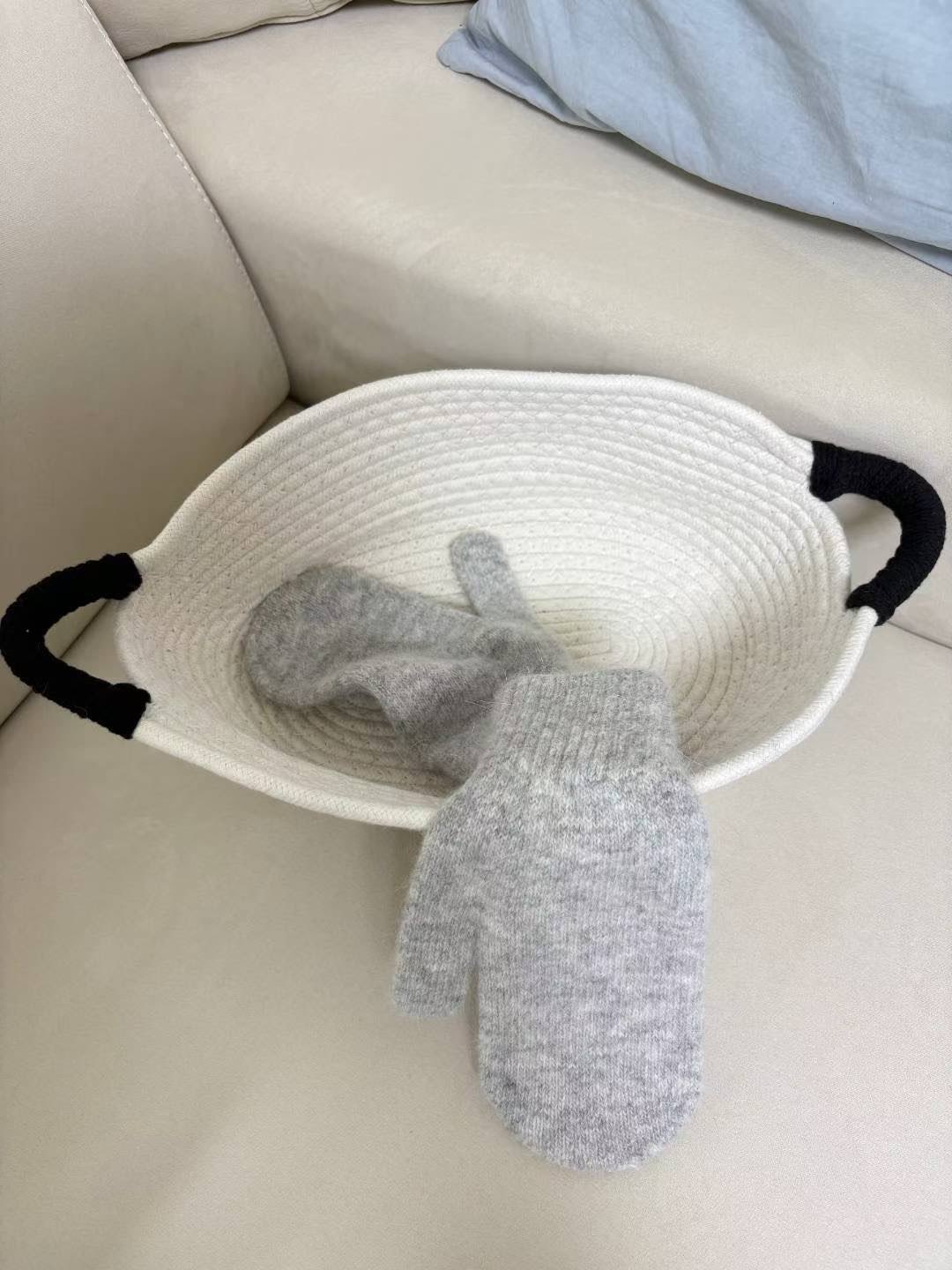 [WEBSITE EXCLUSIVE] A406 Cozy Paw Knit Gloves