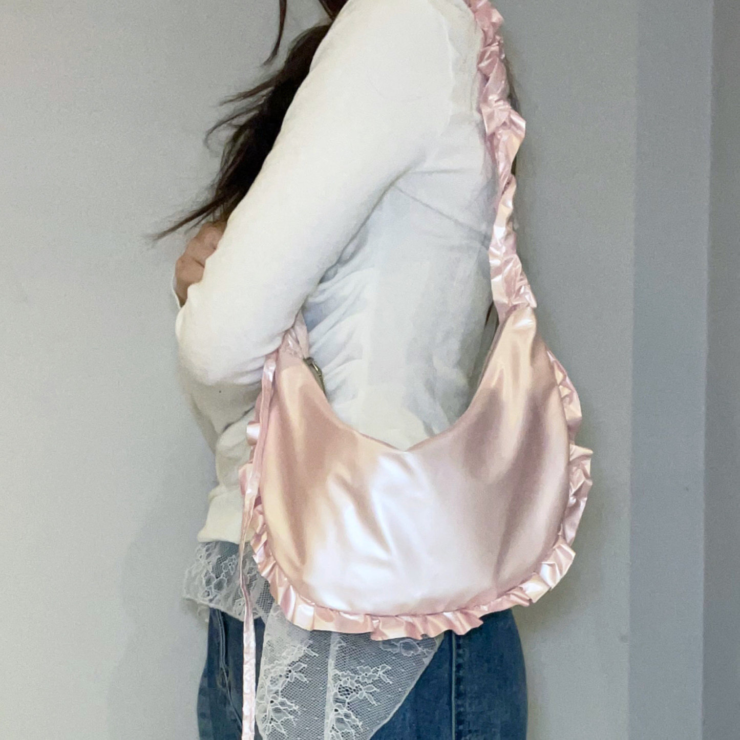 B101 Petite Poise Bag