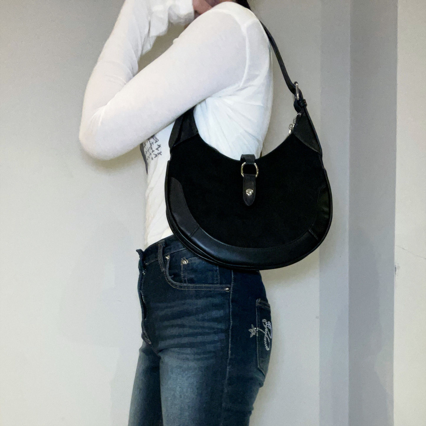 B201 Midnight Curve Bag