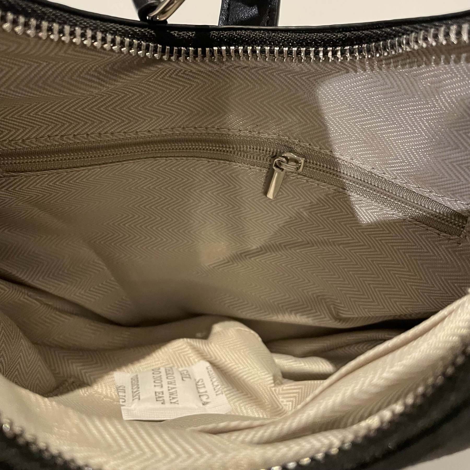 B201 Midnight Curve Bag